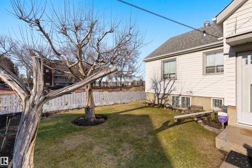 10842 110 Street, Edmonton, AB - Outdoor