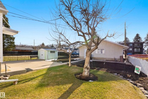 10842 110 Street, Edmonton, AB - Outdoor