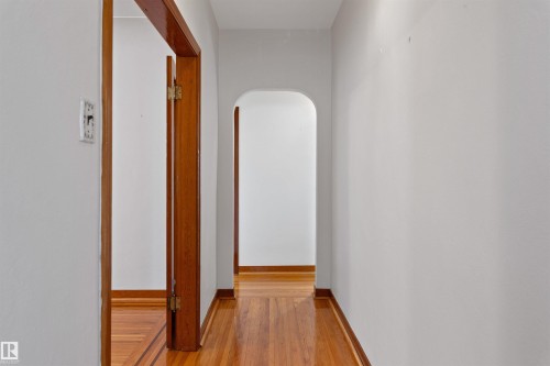 10842 110 Street, Edmonton, AB - Indoor Photo Showing Other Room
