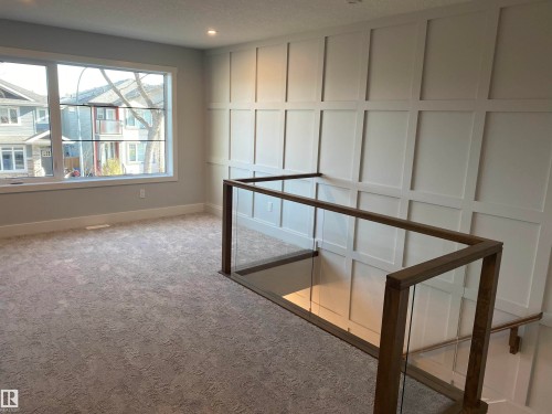 9515 75 Avenue, Edmonton, AB - Indoor Photo Showing Other Room