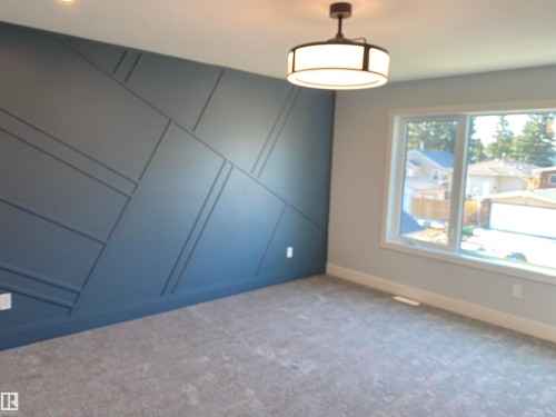 9515 75 Avenue, Edmonton, AB - Indoor Photo Showing Other Room