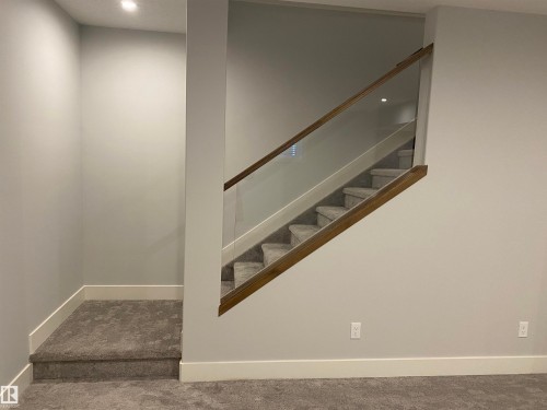 9515 75 Avenue, Edmonton, AB - Indoor Photo Showing Other Room