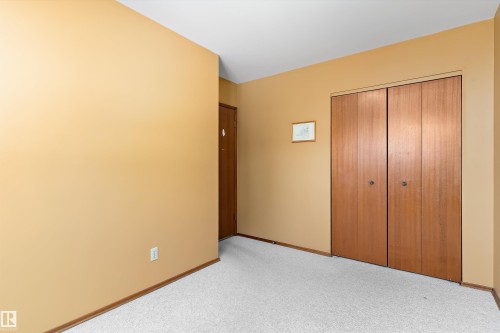 9411 68A Street, Edmonton, AB - Indoor Photo Showing Other Room
