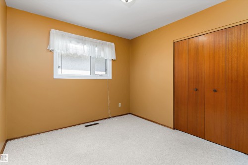 9411 68A Street, Edmonton, AB - Indoor Photo Showing Other Room