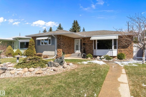 9411 68A Street, Edmonton, AB - Outdoor