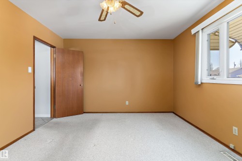 9411 68A Street, Edmonton, AB - Indoor Photo Showing Other Room