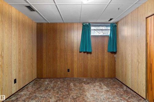 9411 68A Street, Edmonton, AB - Indoor Photo Showing Other Room