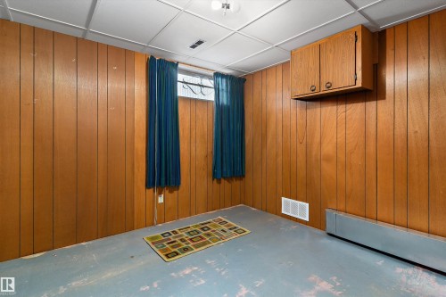 9411 68A Street, Edmonton, AB - Indoor Photo Showing Other Room