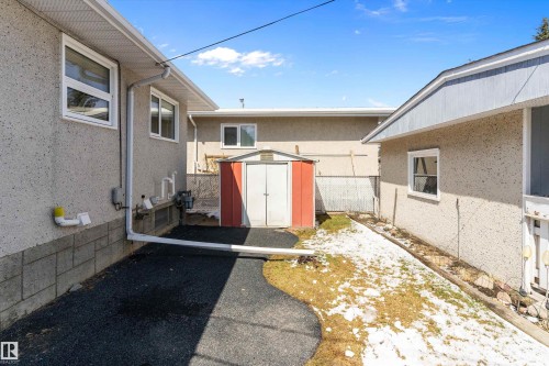 9411 68A Street, Edmonton, AB - Outdoor With Exterior