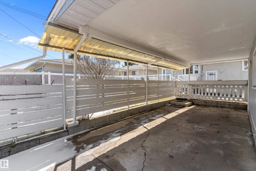 9411 68A Street, Edmonton, AB - 