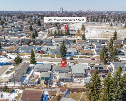 9411 68A Street, Edmonton, AB - Outdoor With View