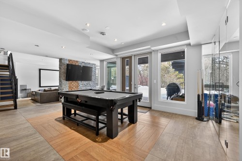 14374 Park Drive, Edmonton, AB - Indoor Photo Showing Other Room