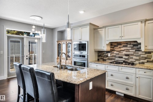 3 61 Lafleur Drive, St. Albert, AB - Indoor Photo Showing Kitchen With Double Sink With Upgraded Kitchen