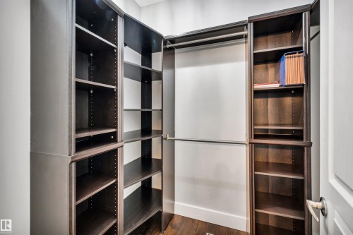 3 61 Lafleur Drive, St. Albert, AB - Indoor