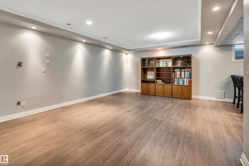 3 61 Lafleur Drive, St. Albert, AB - Indoor