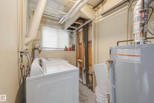 12775 116 Street, Edmonton, AB - Indoor Photo Showing Laundry Room