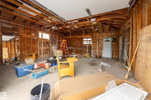 12775 116 Street, Edmonton, AB - Indoor