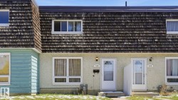 164 MAYFAIR MEWS Mews  Edmonton, AB T5E 5R7