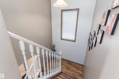 152 Easton Road, Edmonton, AB - Indoor Photo Showing Other Room