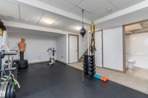 152 Easton Road, Edmonton, AB - Indoor Photo Showing Gym Room