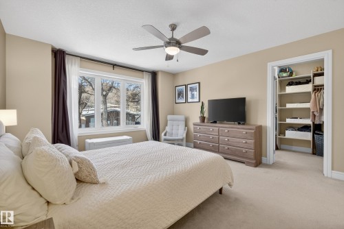 10209 90 Street, Edmonton, AB - Indoor Photo Showing Bedroom