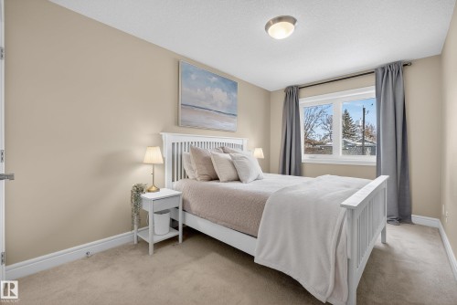 10209 90 Street, Edmonton, AB - Indoor Photo Showing Bedroom