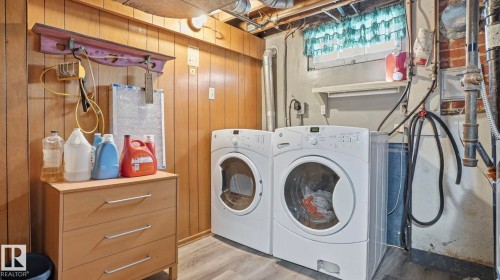 11512 86 Street, Edmonton, AB - Indoor Photo Showing Laundry Room