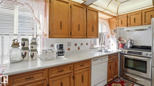11512 86 Street, Edmonton, AB - Indoor Photo Showing Kitchen With Double Sink