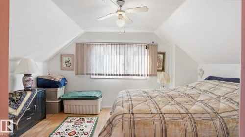 11512 86 Street, Edmonton, AB - Indoor Photo Showing Bedroom
