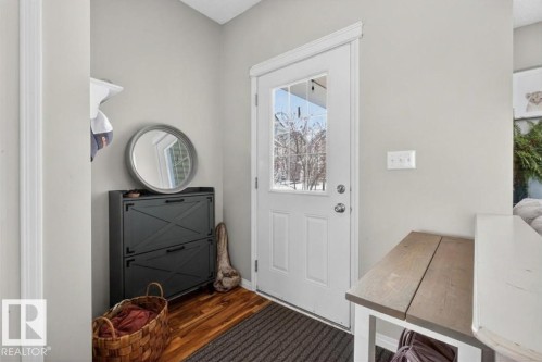 7704 16 Avenue, Edmonton, AB - Indoor Photo Showing Other Room