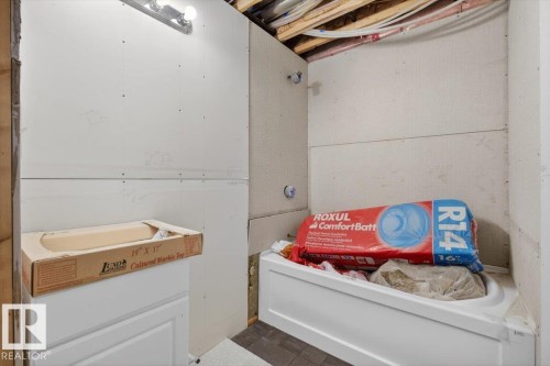 7704 16 Avenue, Edmonton, AB - Indoor Photo Showing Basement