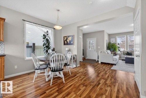 7704 16 Avenue, Edmonton, AB - Indoor