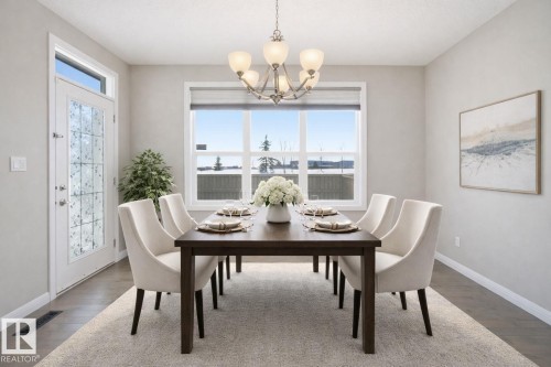 3875 Agar Green, Edmonton, AB - Indoor Photo Showing Dining Room