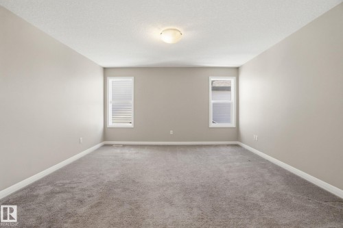 3875 Agar Green, Edmonton, AB - Indoor Photo Showing Other Room
