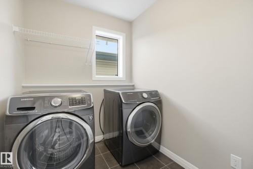 3875 Agar Green, Edmonton, AB - Indoor Photo Showing Laundry Room
