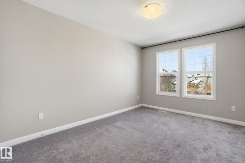 3875 Agar Green, Edmonton, AB - Indoor Photo Showing Other Room