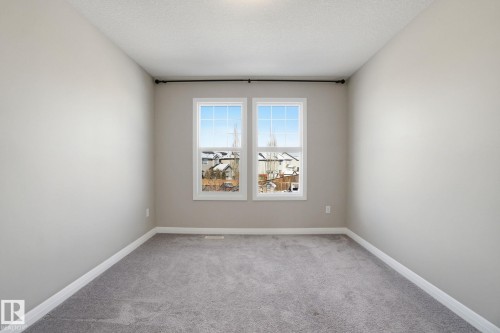 3875 Agar Green, Edmonton, AB - Indoor Photo Showing Other Room
