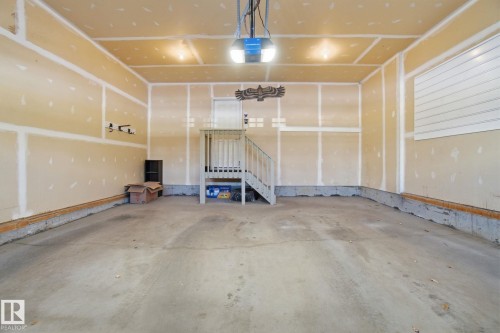 3875 Agar Green, Edmonton, AB - Indoor Photo Showing Garage