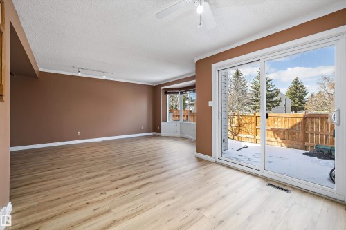 17423 92 Avenue, Edmonton, AB - Indoor Photo Showing Other Room