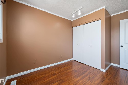 17423 92 Avenue, Edmonton, AB - Indoor Photo Showing Other Room