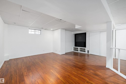 17423 92 Avenue, Edmonton, AB - Indoor