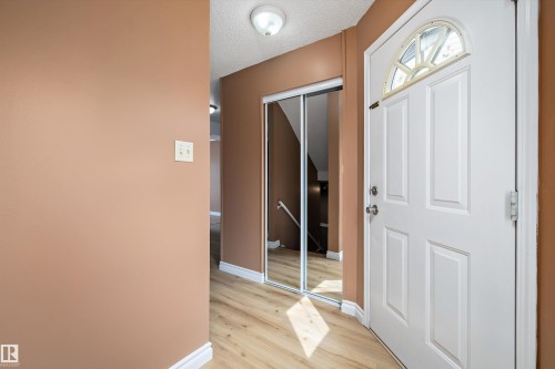17423 92 Avenue, Edmonton, AB - Indoor Photo Showing Other Room