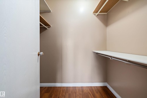 17423 92 Avenue, Edmonton, AB - Indoor With Storage