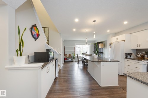 9635 225 Street, Edmonton, AB - Indoor Photo Showing Kitchen