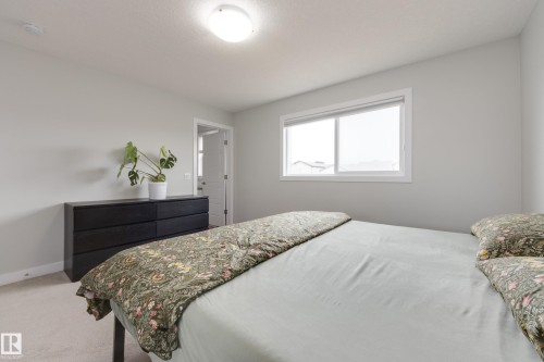 9635 225 Street, Edmonton, AB - Indoor Photo Showing Bedroom