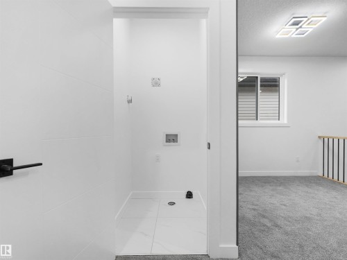 332 Roberts Wynd, Leduc, AB - Indoor Photo Showing Other Room