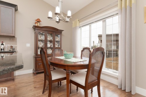 #207 50 Heatherglen Dr, Spruce Grove, AB - Indoor Photo Showing Dining Room