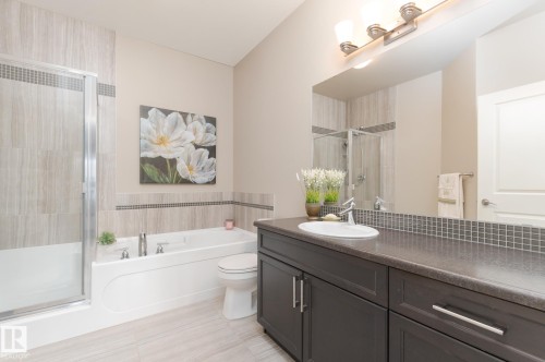 #207 50 Heatherglen Dr, Spruce Grove, AB - Indoor Photo Showing Bathroom