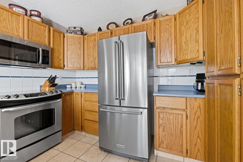 368 Ormsby Road W, Edmonton, AB 