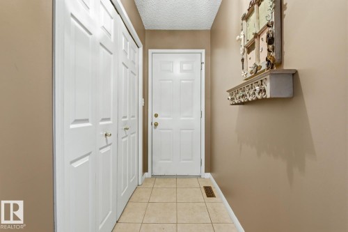 368 Ormsby Road W, Edmonton, AB 